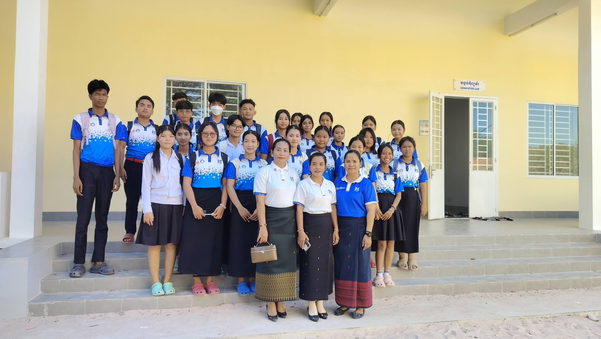 ក្រុមការងារ មនសិការពលរដ្ឋល្អខេត្តតាកែវ